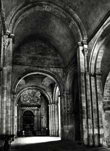 Aix en Provence : église romane du Corpus Christi
