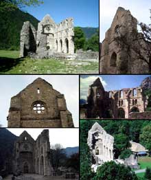Aulps en Haute Savoie : l’abbaye cistercienne du XIè. Ruines de l’abbatiale