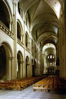 Caen, abbaye saint Etienne ou « abbaye aux Hommes ». La nef centrale