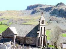 Dienne (Cantal) : l’église saint Cirgues