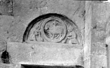 Digne : Portail latéral de Notre Dame du Bourg, ancienne cathédrale, Xllle s