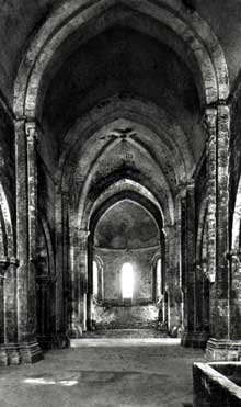 Flaran (Gers) : abbaye cistercienne. La nef de l’abbatiale