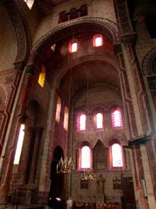 Issoire (Puy du Dôme), saint Austremoine : le bras sud du transept