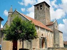 Monsempron Libos (Lot et Garonne) : église prieurale saint Géraud. Façade et côté sud