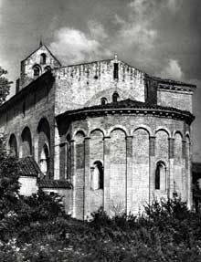 Montsaunès (Haute Garonne) : église saint Christophe des Templiers. Le chevet