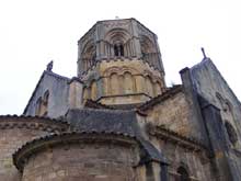 Semur en Brionnais : collégiale saint Hilaire : la croisée de l’église