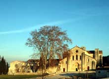 La Roque d’Anthéron (Bouches du Rhône) : abbaye de Silvacane