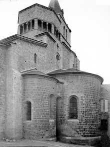 Sisteron (Basses Alpes) : cathédrale Notre Dame : le chevet