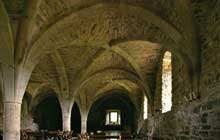 Silvanès (Aveyron) : l’abbaye. Le réfectoire des moines