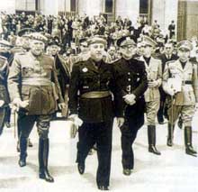 La guerre d’Espagne est finie : le nouveau maître : le « Caudillo » Francisco Franco